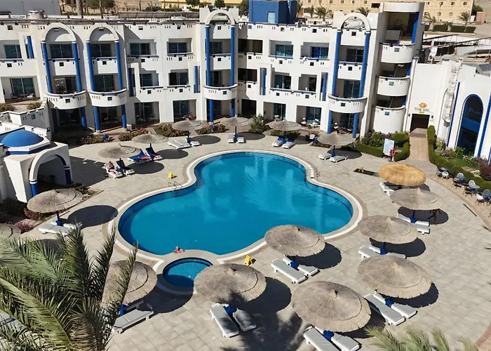 Hotel Coral Sun