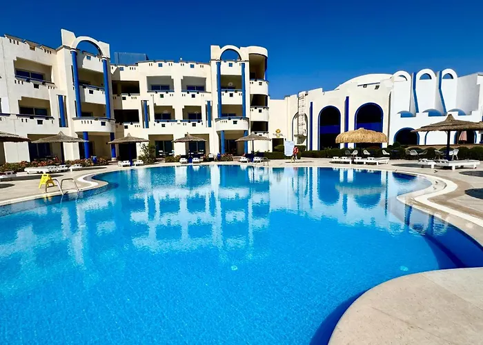 Hotel Coral Sun 4*